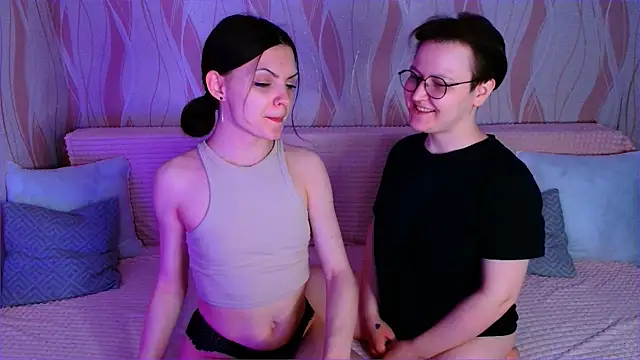  crazy baby  online show from May 10, 12:05 am