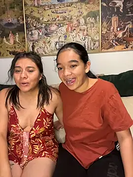 Snapshot of Nina-Eros1 chatting on February 4, 3:34 am Nina-Eros1 online show from February 4, 3:34 am