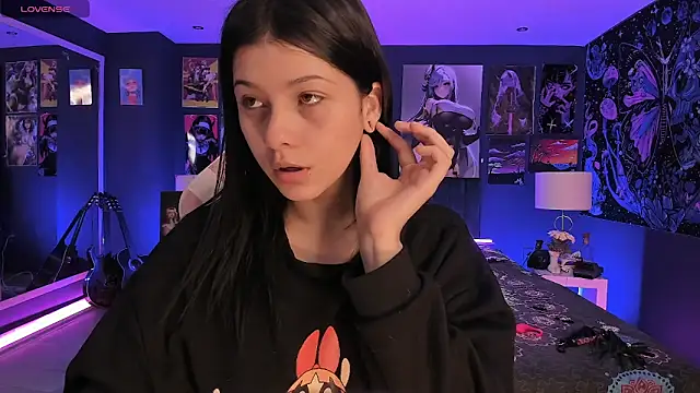 LanaKyutt online show from October 3, 2:47 pm