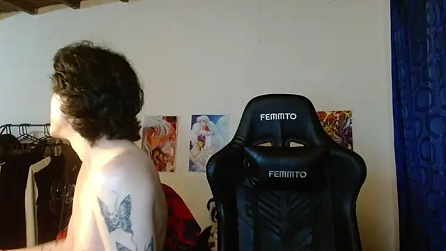 angelitofemboy online show from January 29, 6:33 am