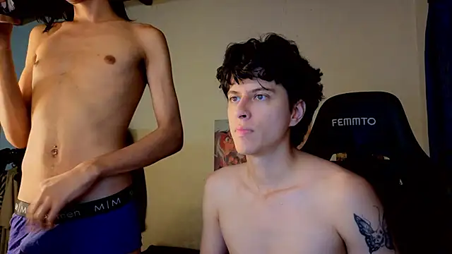 angelitofemboy online show from September 12, 11:26 pm