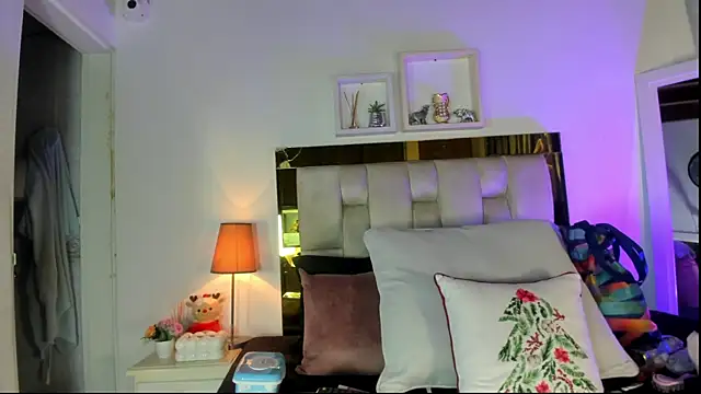 emmy r online show from January 7, 12:07 pm