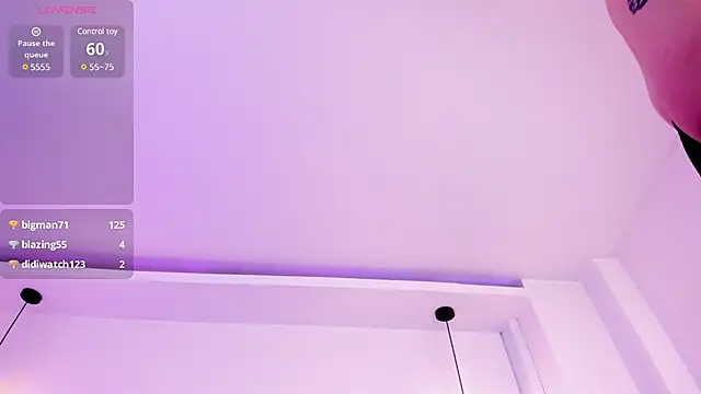 lady nylon  online show from March 10, 6:12 pm