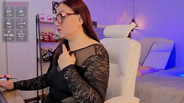 Snapshot of lady_nylon_ chatting on February 23, 12:02 pm lady nylon online show from February 23, 12:02 pm