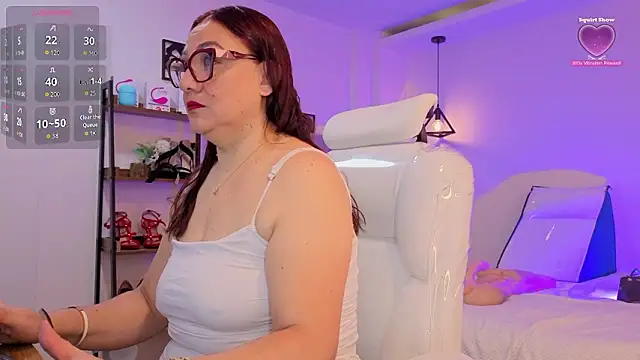 Snapshot of lady_nylon_ chatting on March 17, 11:35 am lady nylon online show from March 17, 11:35 am