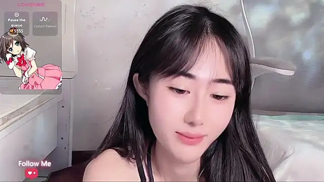 qiqi-- online show from December 18, 7:58 am