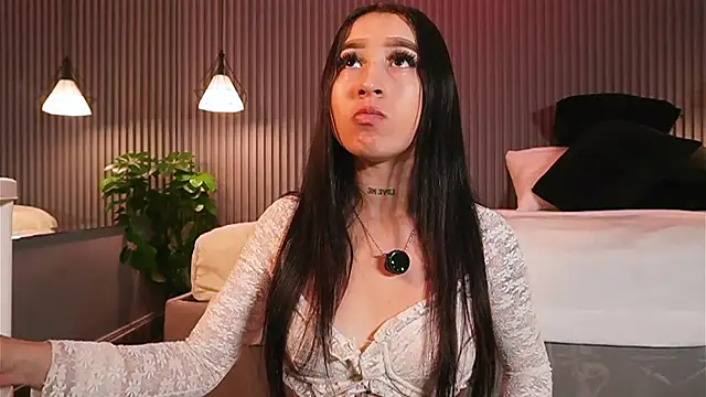 Snapshot of EriKlein chatting on February 19, 7:54 pm EriKlein online show from February 19, 7:54 pm