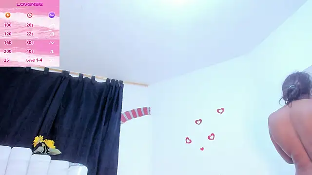 RoxannaBlanche online show from February 10, 11:58 am