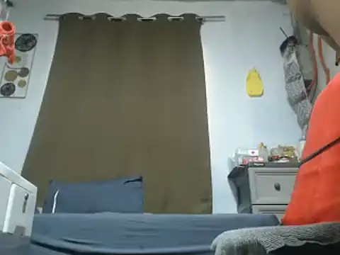 Snapshot of 10inchALWAYSCUM chatting on March 23, 9:02 am 10inchALWAYSCUM online show from March 23, 9:02 am