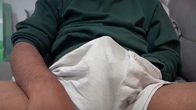 Snapshot of iambored91 chatting on November 16, 9:09 pm iambored91 online show from November 16, 9:09 pm