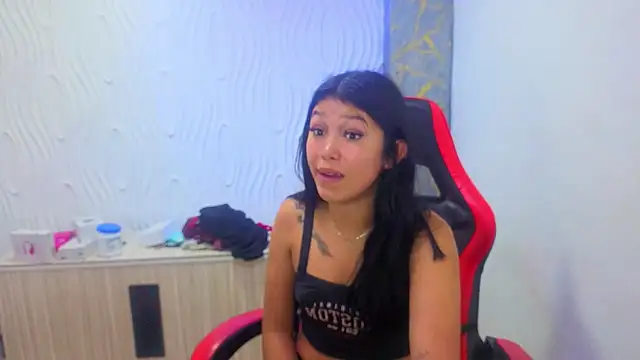 emily rosse04 online show from November 11, 1:33 pm