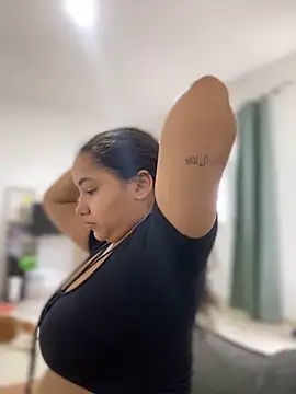 Snapshot of CurlyGirl_1 chatting on December 15, 12:06 pm CurlyGirl 1 online show from December 15, 12:06 pm