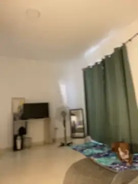 Snapshot of CurlyGirl_1 chatting on December 17, 12:00 pm CurlyGirl 1 online show from December 17, 12:00 pm