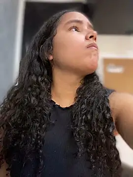 Snapshot of CurlyGirl_1 chatting on December 28, 7:43 pm CurlyGirl 1 online show from December 28, 7:43 pm