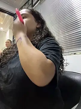 Snapshot of CurlyGirl_1 chatting on January 12, 11:50 am CurlyGirl 1 online show from January 12, 11:50 am