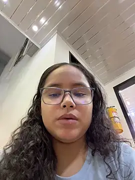 Snapshot of CurlyGirl_1 chatting on February 8, 12:39 pm CurlyGirl 1 online show from February 8, 12:39 pm