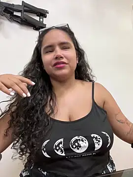 Snapshot of CurlyGirl_1 chatting on March 14, 7:23 pm CurlyGirl 1 online show from March 14, 7:23 pm