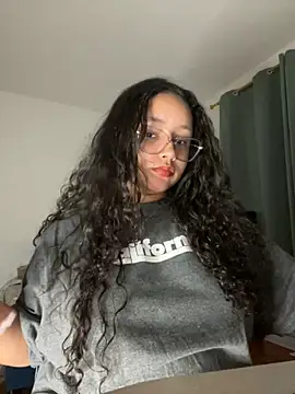 Snapshot of CurlyGirl_1 chatting on October 9, 12:41 am CurlyGirl 1 online show from October 9, 12:41 am