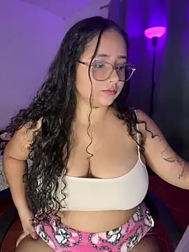 CurlyGirl 1 online show from March 21, 11:08 pm