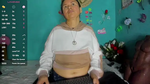 Snapshot of SheraHadee chatting on April 4, 6:38 pm SheraHadee online show from April 4, 6:38 pm