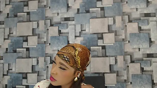 angel dthroatt online show from December 3, 12:03 pm