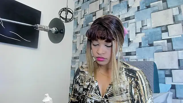 angel dthroatt online show from March 7, 12:24 pm