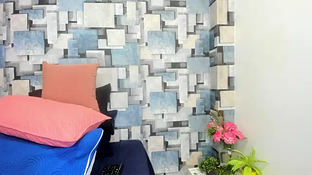 angel dthroatt online show from May 13, 12:13 pm