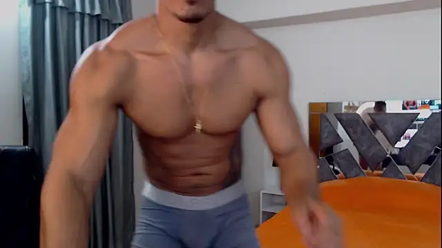 Snapshot of Frank_heaven01 chatting on September 23, 4:15 am Frank heaven01 online show from September 23, 4:15 am