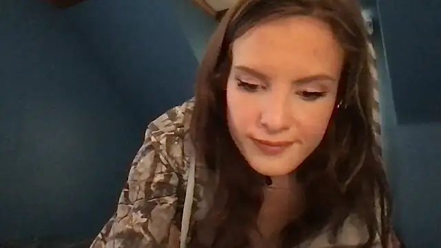 kittycatkendra online show from November 6, 3:02 pm