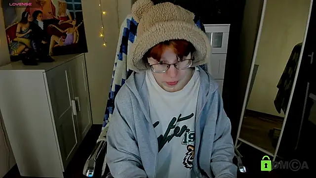 Melissa Wells online show from November 2, 8:55 pm