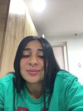 Snapshot of Meganmilk1 chatting on February 13, 1:29 pm Meganmilk1 online show from February 13, 1:29 pm