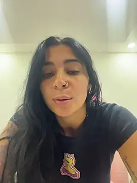 Snapshot of Meganmilk1 chatting on February 17, 4:57 pm Meganmilk1 online show from February 17, 4:57 pm