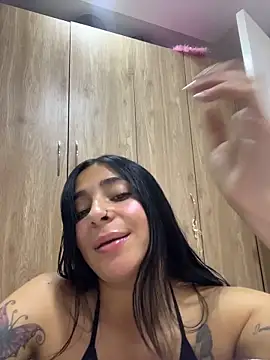 Snapshot of Meganmilk1 chatting on March 10, 4:23 pm Meganmilk1 online show from March 10, 4:23 pm