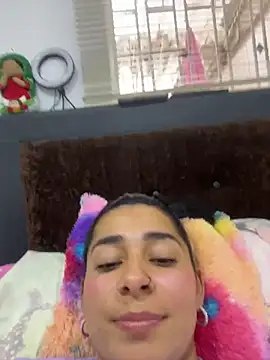 Snapshot of Meganmilk1 chatting on April 6, 3:35 pm Meganmilk1 online show from April 6, 3:35 pm