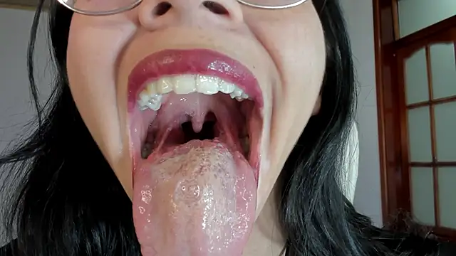 Katty mouth online show from December 5, 8:00 pm