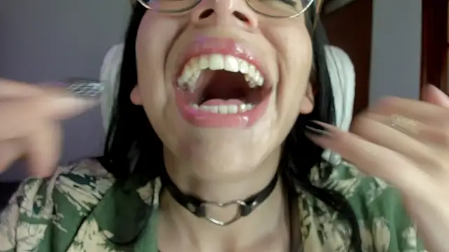 Katty mouth online show from February 3, 11:05 pm