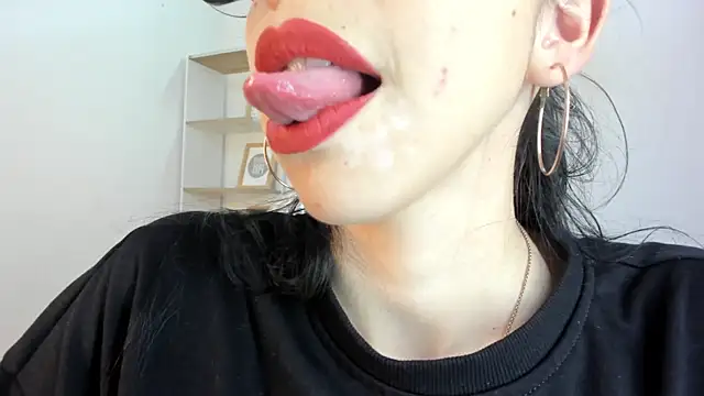 Katty mouth online show from October 8, 8:39 pm