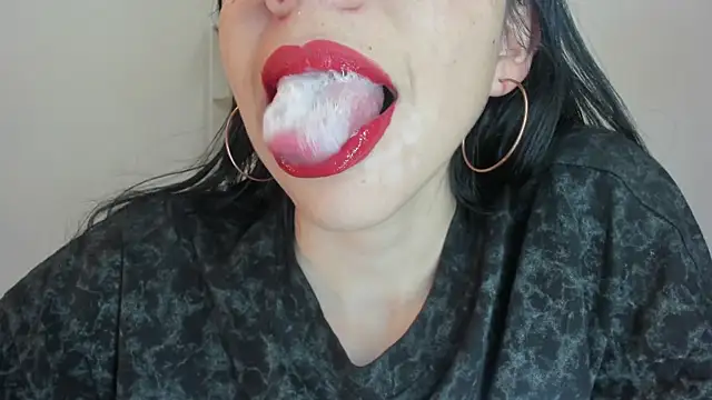 Katty mouth online show from November 8, 9:02 pm