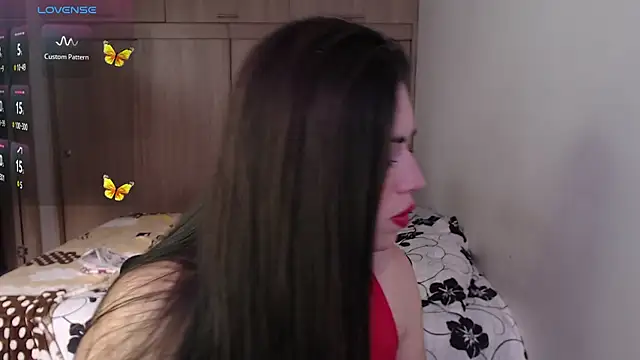 Snapshot of Brenda_es chatting on December 16, 8:37 pm Brenda es online show from December 16, 8:37 pm