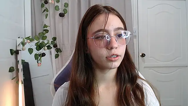 BlairVicent online show from November 5, 1:55 pm