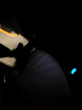 Snapshot of eltoulou chatting on January 11, 4:36 pm eltoulou online show from January 11, 4:36 pm