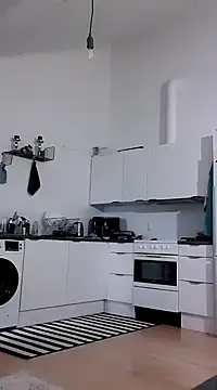 Snapshot of eltoulou chatting on January 19, 2:38 pm eltoulou online show from January 19, 2:38 pm