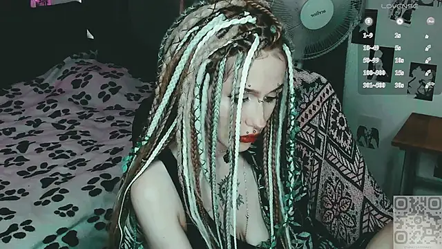 Snapshot of say_mary chatting on June 9, 2:28 pm say mary online show from June 9, 2:28 pm