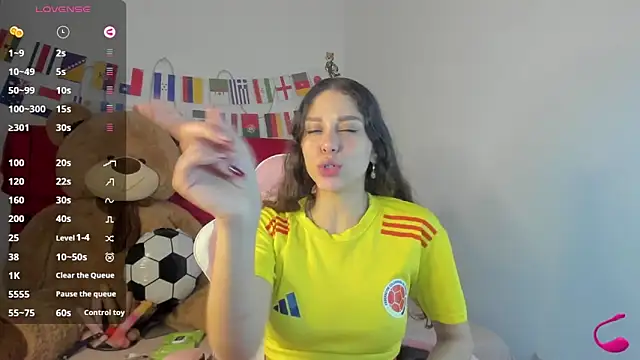 misticasexy online show from June 18, 5:19 am