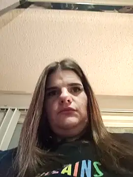 Snapshot of BeckiTooSweet chatting on December 13, 3:05 am BeckiTooSweet online show from December 13, 3:05 am