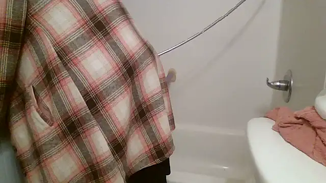 Snapshot of BeckiTooSweet chatting on October 22, 9:31 am BeckiTooSweet online show from October 22, 9:31 am