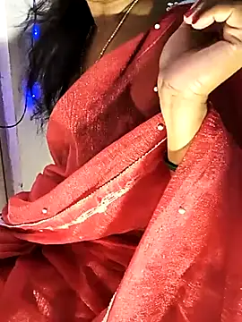 Snapshot of FANTASY_QUEEN_07 chatting on October 21, 9:10 am FANTASY QUEEN 07 online show from October 21, 9:10 am