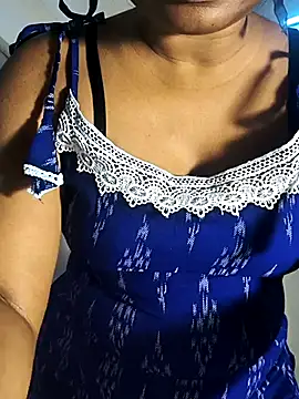 FANTASY QUEEN 07 online show from May 8, 2:28 am