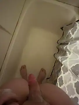 Snapshot of bjim03425 chatting on March 4, 2:17 am bjim03425 online show from March 4, 2:17 am