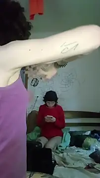 Snapshot of SuccubusTatuada chatting on October 18, 8:09 pm SuccubusTatuada online show from October 18, 8:09 pm